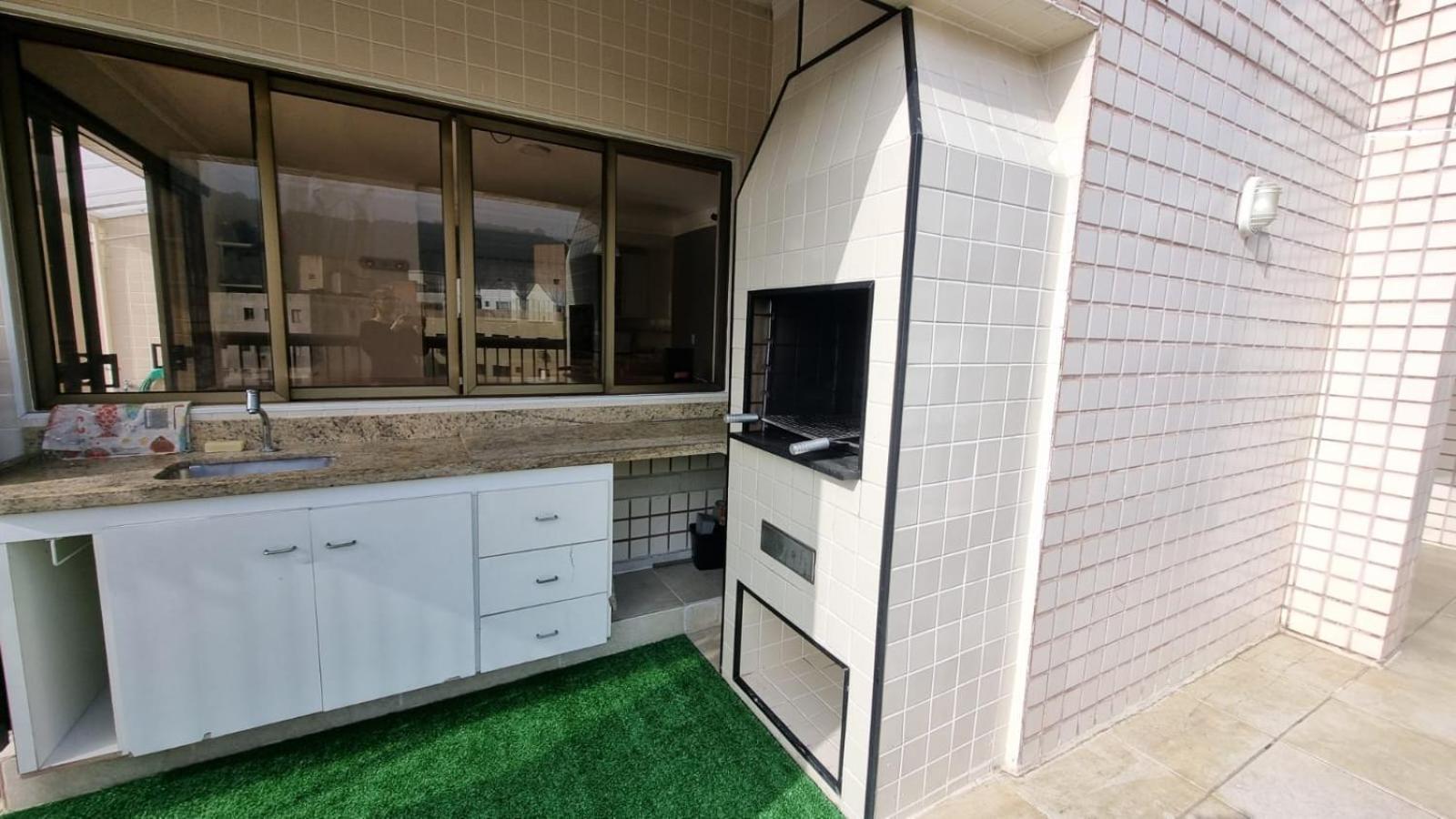 Cobertura Com Piscina E Churrasqueira Privativas *